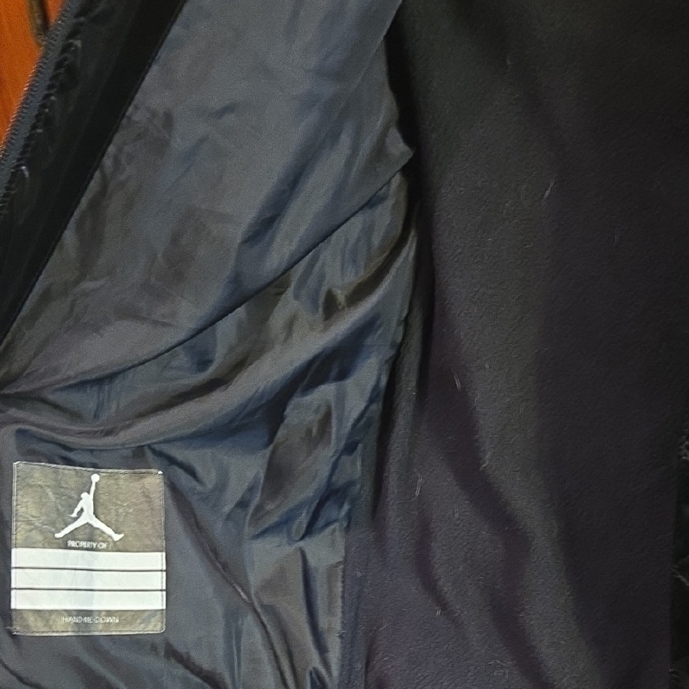 Jordan Black Puffer Jacket Insulated Winter Wear - Picture 5 of 5